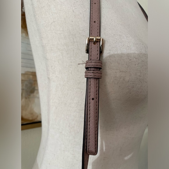 Authentic Michael Kors Cindy LG Dome leather crossbody bag purse ~ - Picture 10 of 16